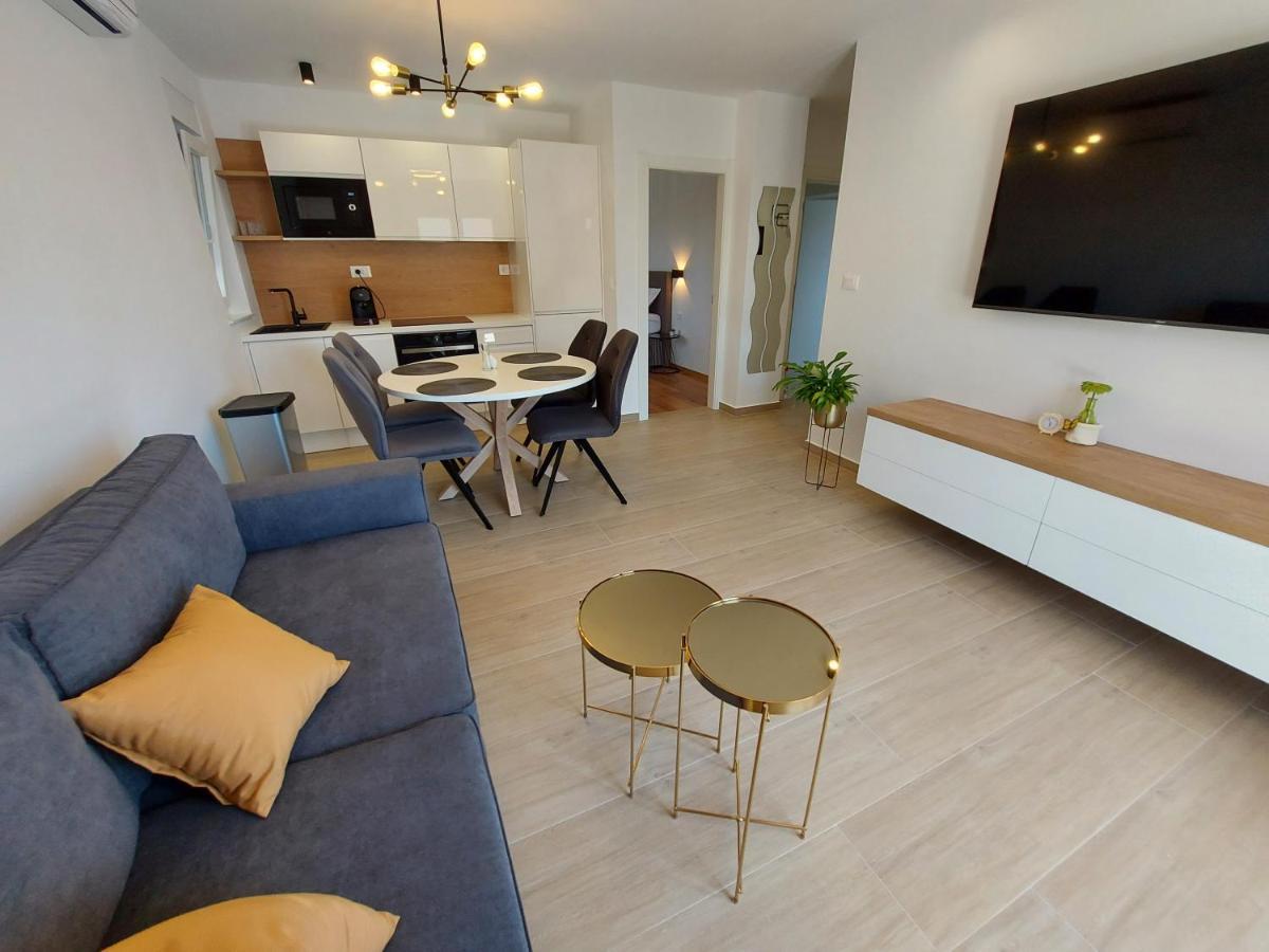 וודיצה Apartments & Room Marina View מראה חיצוני תמונה