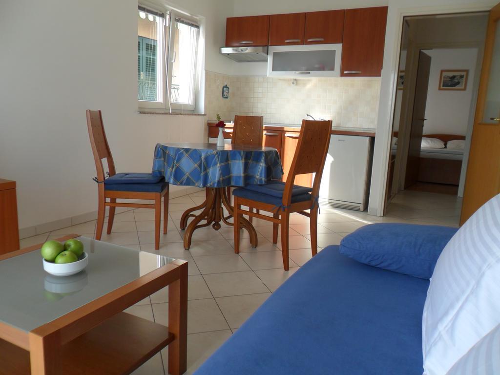 וודיצה Apartments & Room Marina View מראה חיצוני תמונה
