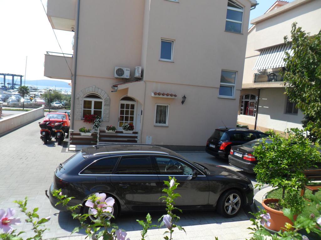 וודיצה Apartments & Room Marina View מראה חיצוני תמונה